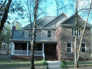 2055 Broome Rd, Hephzibah, GA 30815-4244