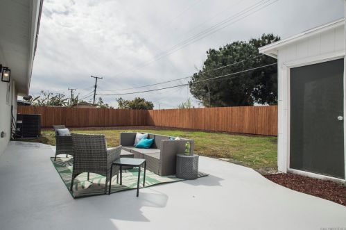 10021 Perdido St, Anaheim CA  92804-5344 exterior