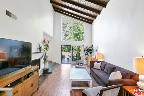 2637 30th St, Santa Monica, CA 90405-3008