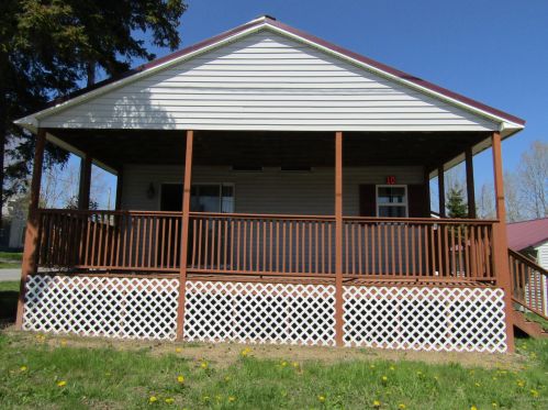 10 Pond St, Presque Isle, ME 04769-2549
