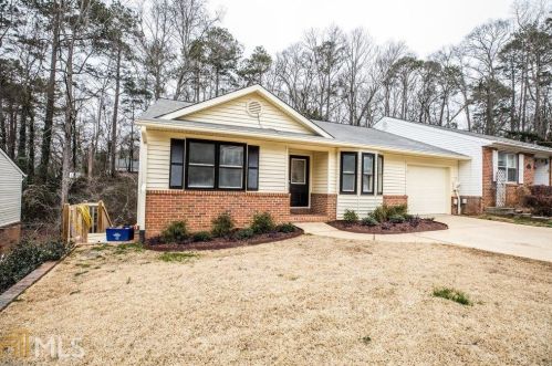 145 Wrenwood Ln, Carrollton, GA 30117-2273