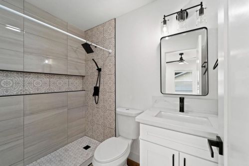 156 4 Ave, Chula Vista CA  91910-1707 exterior