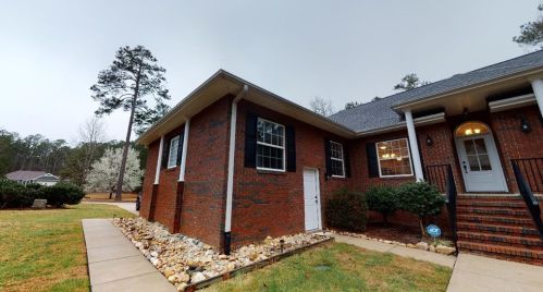 103 Grandview Dr, Mc Cormick, SC 29835-2511