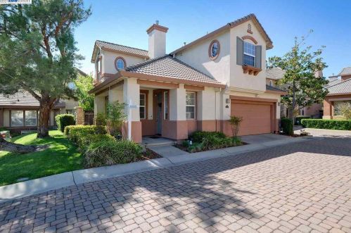 3910 Gorham Ct, Pleasanton, CA 94568-7853
