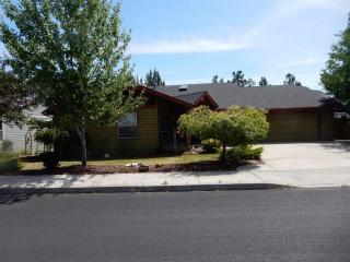 1232 Rimrock Way, Eagle Crest OR  97756-9195 exterior