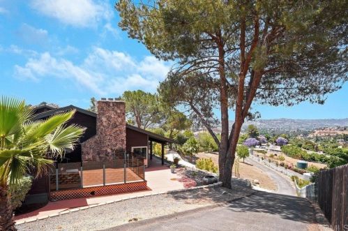1781 Carob Tree Ln, El Cajon, CA 92021-3773