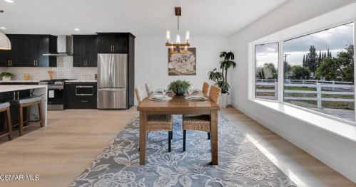 3096 Reservoir Dr, Simi Valley CA  93065-1001 exterior