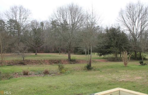 1724 Highway 330, Bogart GA  30622-2912 exterior