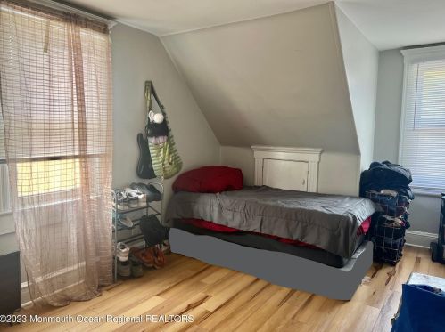 1404 Summerfield Ave, Tinton Falls NJ 07712-6342 exterior