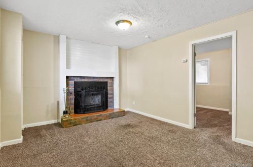 18985 Mercer Dr, Denver CO  80013-3672 exterior