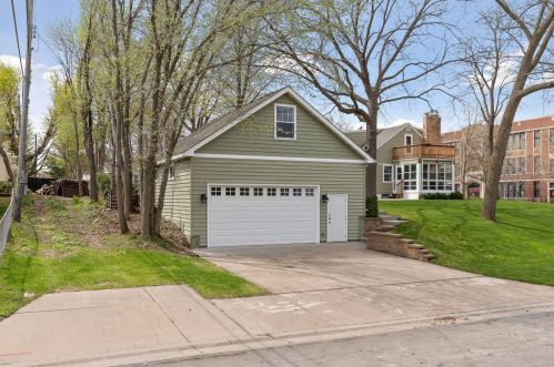 1372 Hazel St, Saint Paul MN  55119-4507 exterior