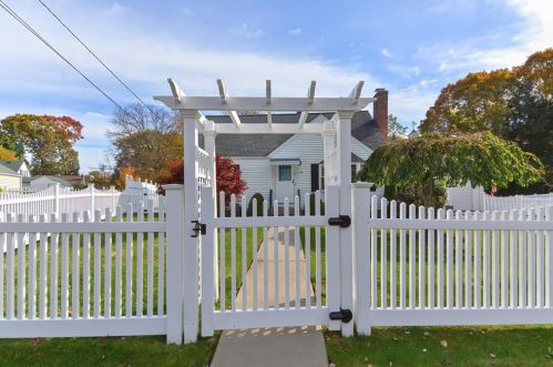 148 Stone Ave, Warwick, RI 02889-8626