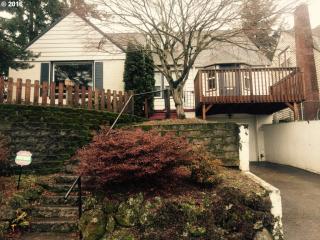 711 5th Ave, Camas, WA 98607-2009