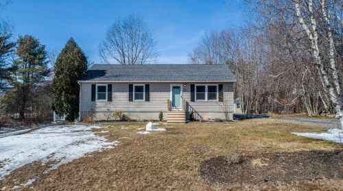 3 Partridge Ln, Berwick, ME 03901-2909