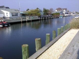 307 Bay Ln, Mantoloking, NJ 08738-1101