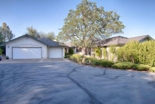8435 Crown Way, Redding, CA 96001-9545