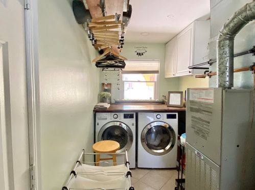 265 Shawnee Dr, Carol Stream IL  60188-1962 exterior