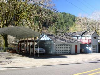 11235 Mapleton Rd, Mapleton OR  97453-9602 exterior