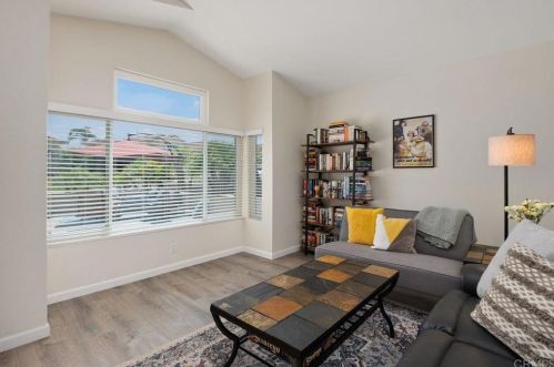 1950 Cherrywood St, Vista CA exterior