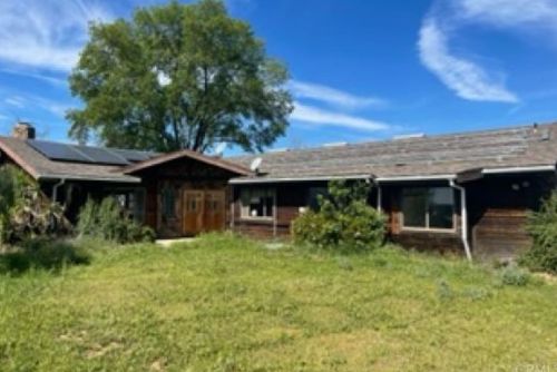 19294 Ramona Trails Dr, Ramona, CA 92065-6106