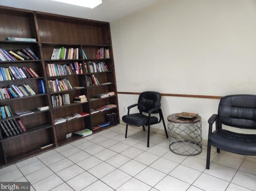 1121 University Blvd, Silver Spring MD 20902-3356 exterior