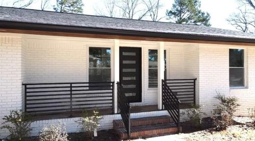 2170 Edgemore Dr, Atlanta GA  30316-2633 exterior