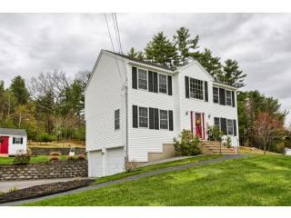 75 Burns Rd, Pelham, NH 03076-3102