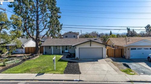 743 Mojave Ave, Livermore, CA 94550-5364