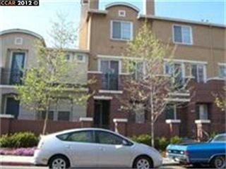 706 City Walk Pl, Hayward, CA 94541-6643