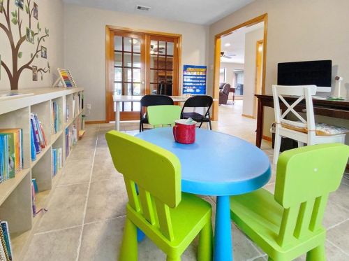 49 Colony Sq, Angleton TX 77515-3644 exterior