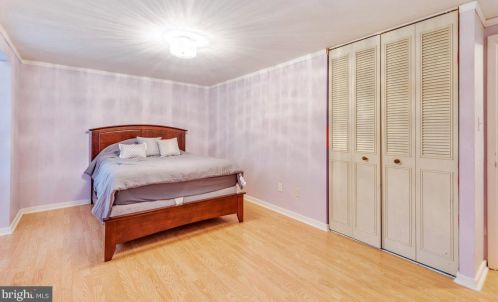 201 Newport Dr, Severna Park MD exterior