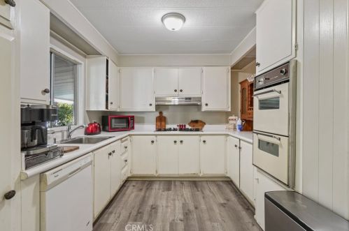 5108 Don Miguel Dr, Carlsbad, CA 92010-3932