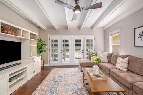 1755 Helen Dr, Atlanta GA  30306-3105 exterior