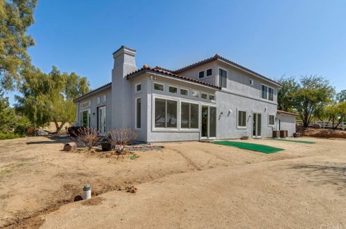 16523 Owl Tree Rd, Riverside CA  92504-9700 exterior