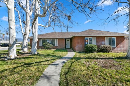 1487 Ash Ave, Rialto, CA 92376-2901