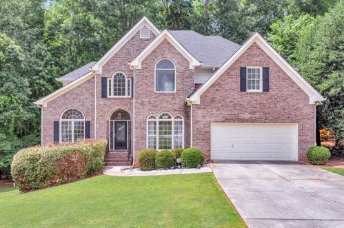 845 Deerfield Ct, Stone Mountain, GA 30087-5483