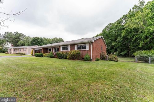 12018 Grantwood Dr, Fredericksburg, VA 22407-6259