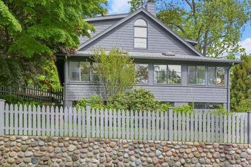 23 Craw Ave, Norwalk CT  06853-1605 exterior
