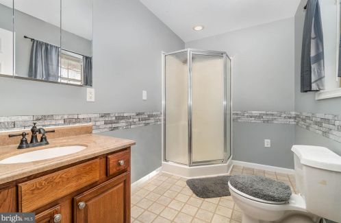 7703 Gnatstown Rd, Hanover PA 17331-6821 exterior