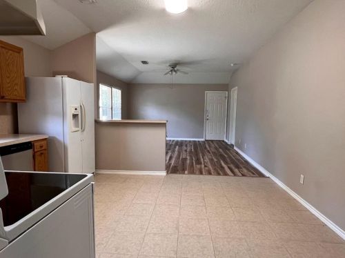 10473 Royal York Dr, Conroe TX  77303-2671 exterior