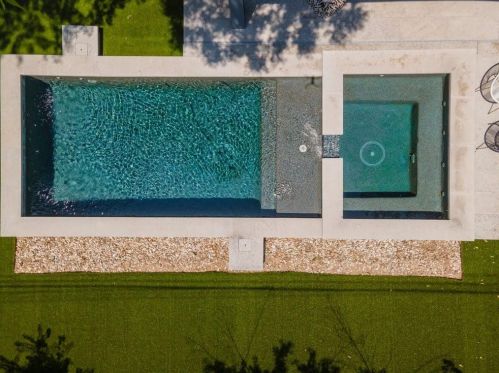 909 Audrey Dr, Austin, TX 78704-6909