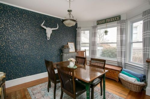 7 Hammond St, Middletown RI  02840-4034 exterior