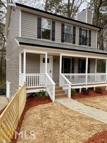 5225 Tina Ct, Stone Mountain, GA 30083-3682