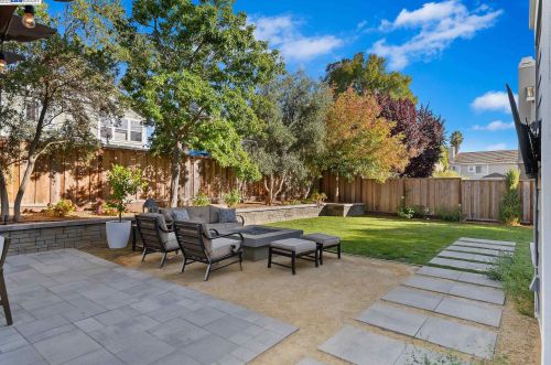 1709 Whipoorwill St, Livermore, CA 94551-8704