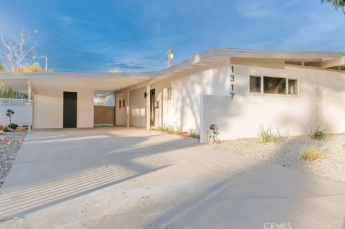 1317 Campus Ave, Redlands, CA 92374-3804