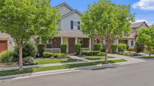 136 Sierra Madre St, Tracy, CA 95391-1142