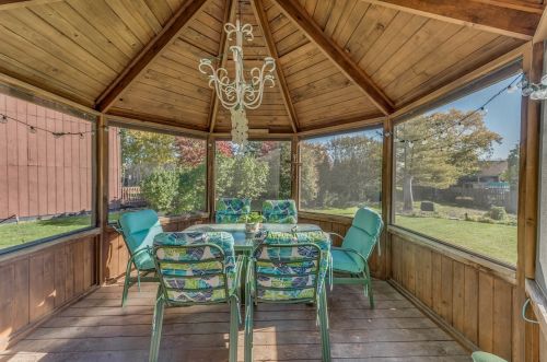 414 Una Ave, Lemont IL  60439-4536 exterior