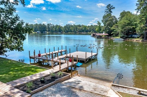 141 Stanfield Rd, Jackson, GA 30233-4008