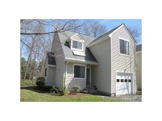 16 Cypress Trl, Farmington, CT 06032-2700
