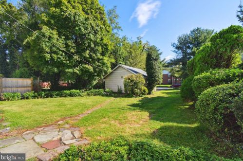 119 Linden Ln, Princeton NJ  08540-3829 exterior